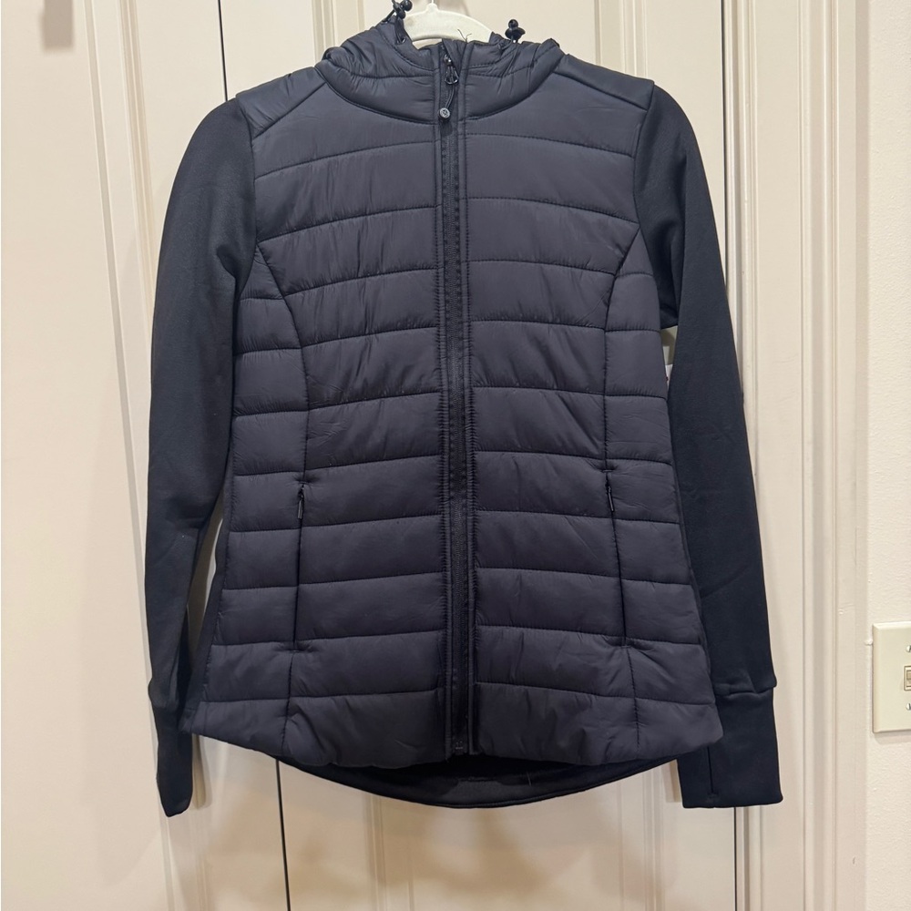 Mondetta Black Puffer Jacket with Hybrid Design